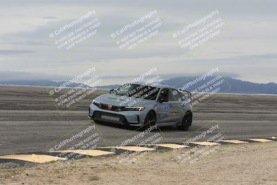 media/Jan-03-2026-SCCA SD (Sat) [[c9b9d14034]]/4-Novice Group/Session 1 Bowl/